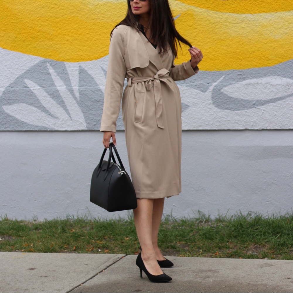 HM Trench coat with tags